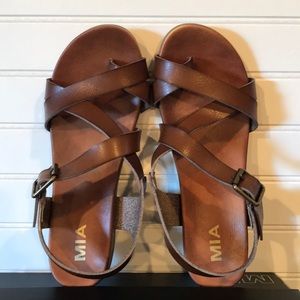 mia petrina sandal